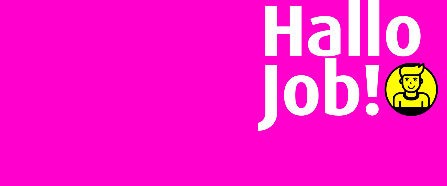 Das Logo von Hallo Job. Weiße Schrift auf pinkem Hintergrund. Rechts davon ist ein Piktogramm mit dem freundlichen Gesicht eines jungen Menschen mit einer besonderen Haartolle zu sehen.